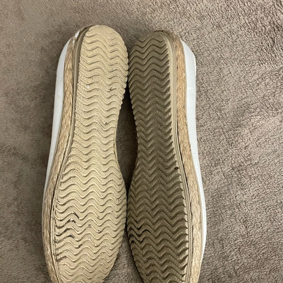 GRASSHOPPERS CANVAS SILIP ON SHOES TAN SZ 9M - Picture 5 of 10